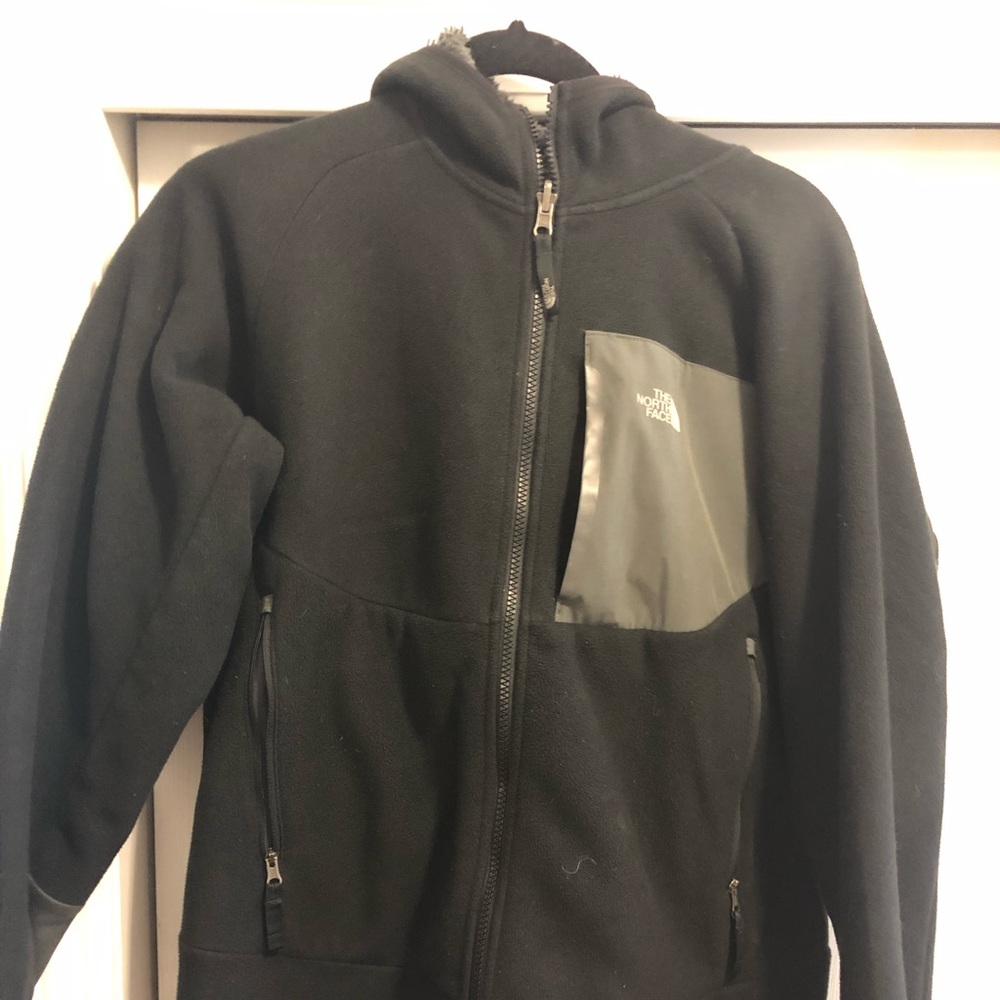 The NorthFace Sherpa lined hooded jacket